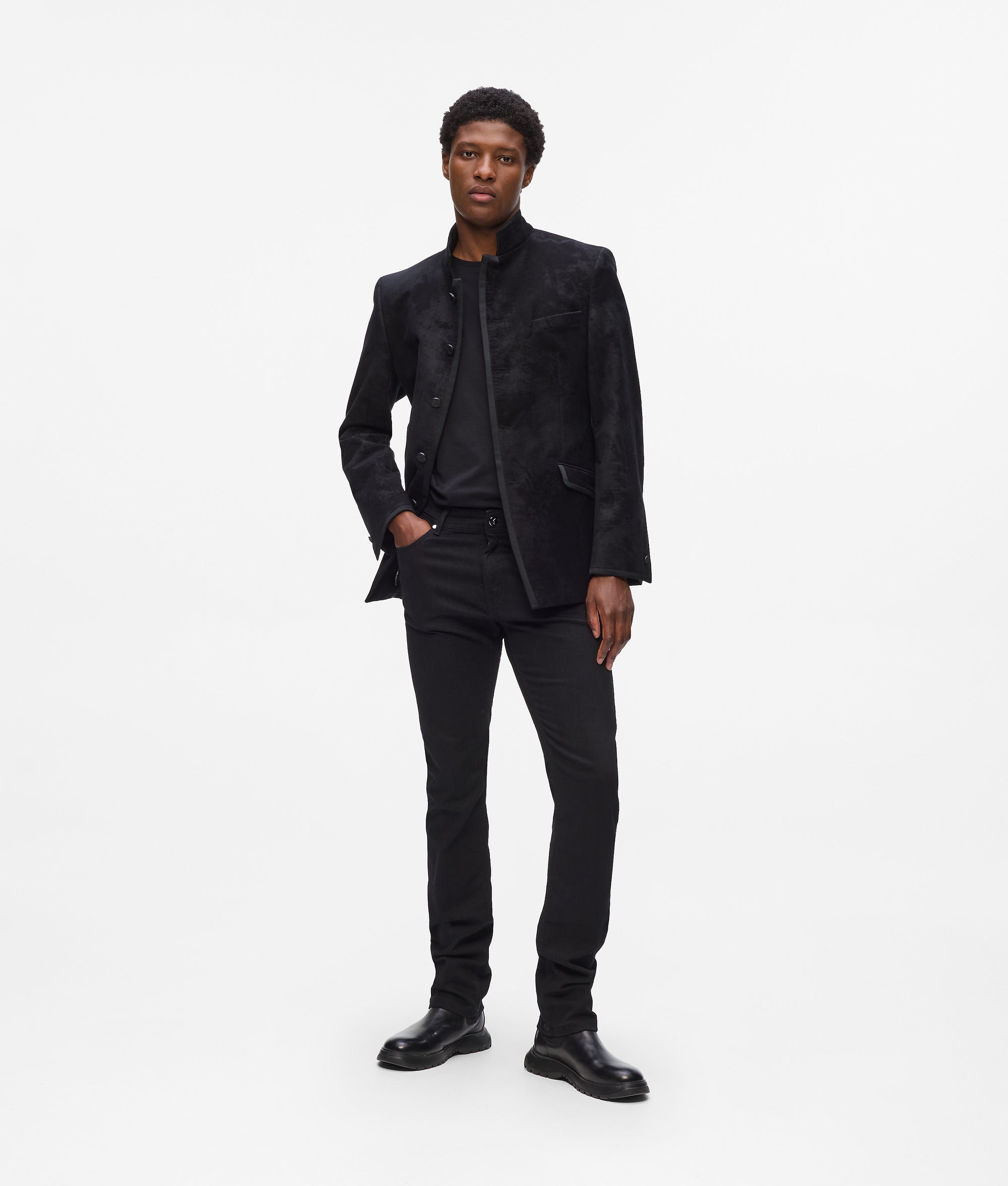 Blazer met hoge opstaande kraag
