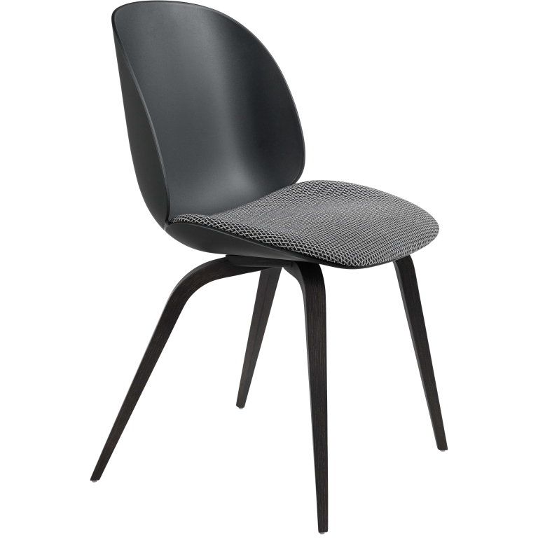 Gubi Beetle Wood stoel met zitkussen zwart