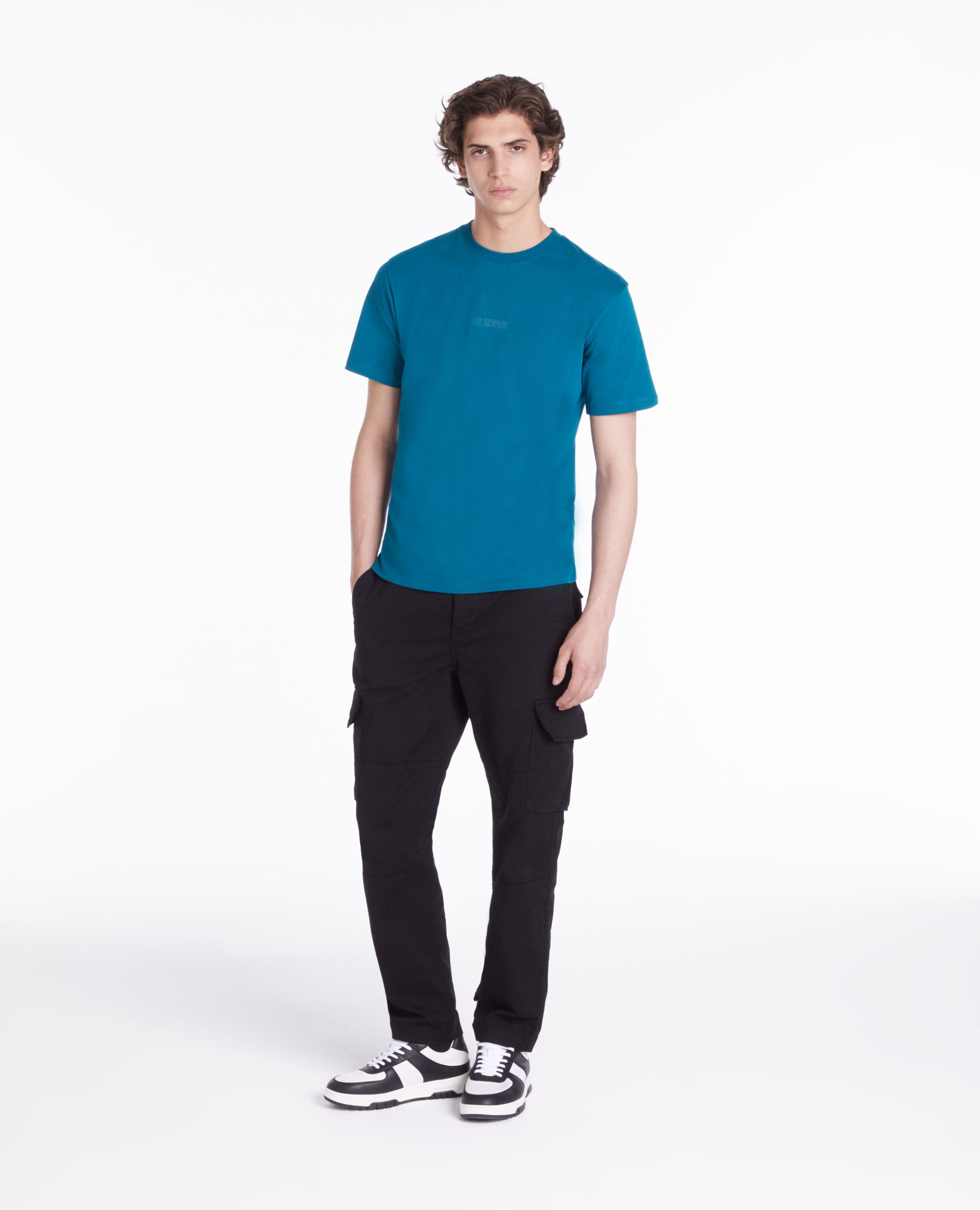 T-shirt bleu avec logo