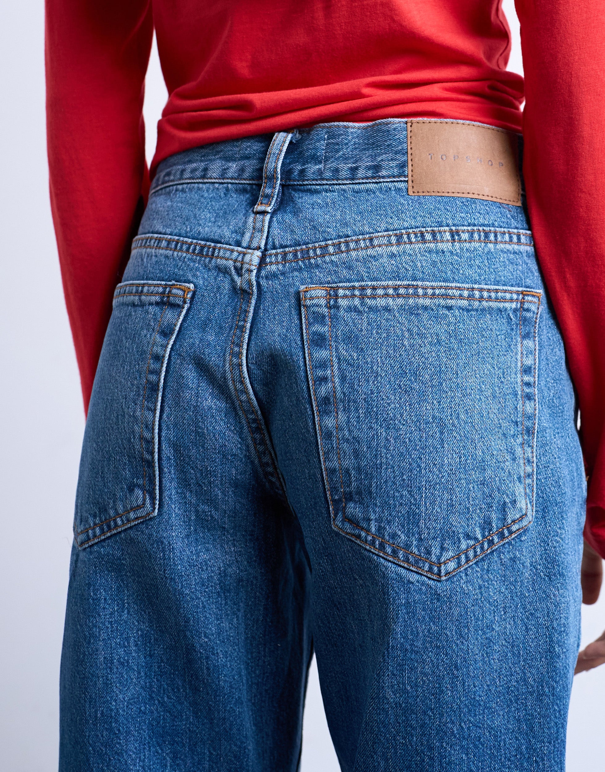TSRUNWAY Mid rise Straight fit Jeans