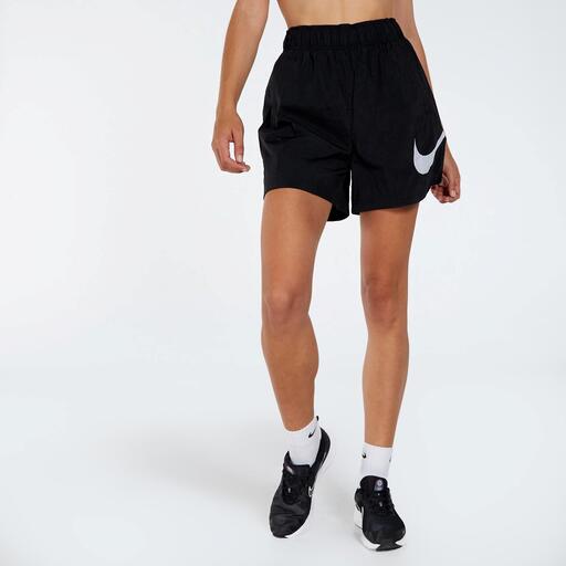 Nike Essent
