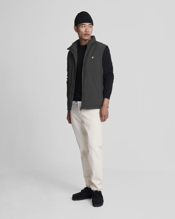 Lyle & Scott Cotton Merino Crew Neck Jumper Z865 jet black