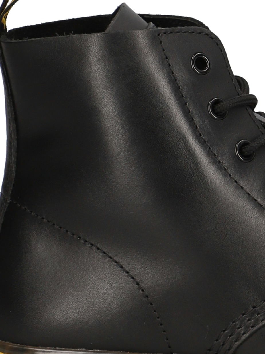 Thurston Chukka