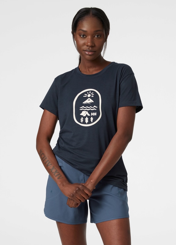 Helly Hansen Skog Recycled Graphic t-shirt, dame<br>Solbeskyttende UV-faktor 40+