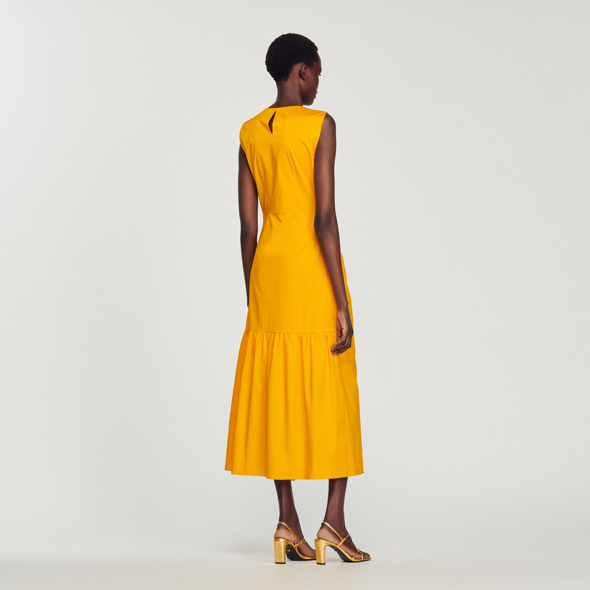 Robe longue froncee