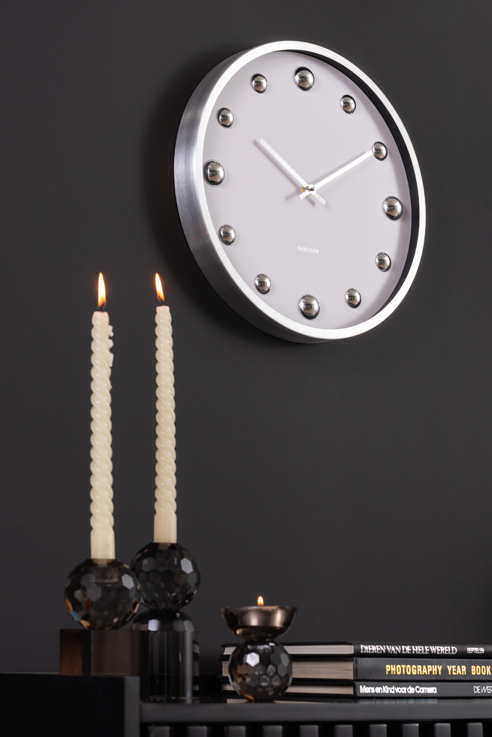 Wall clock Shiny Dots white w. silver