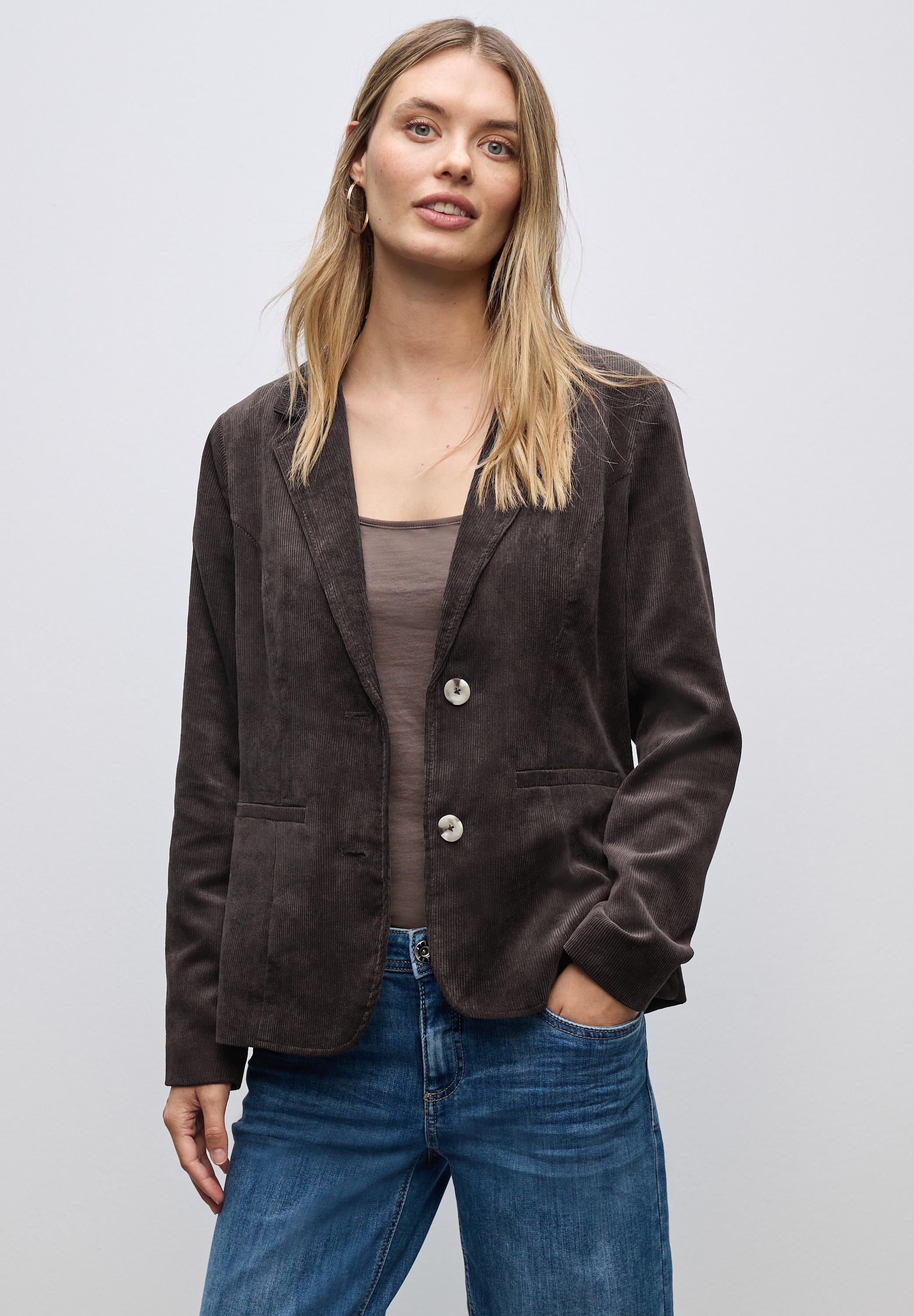 STREET ONE Kurzblazer , mit Reverskragen und aus Cord