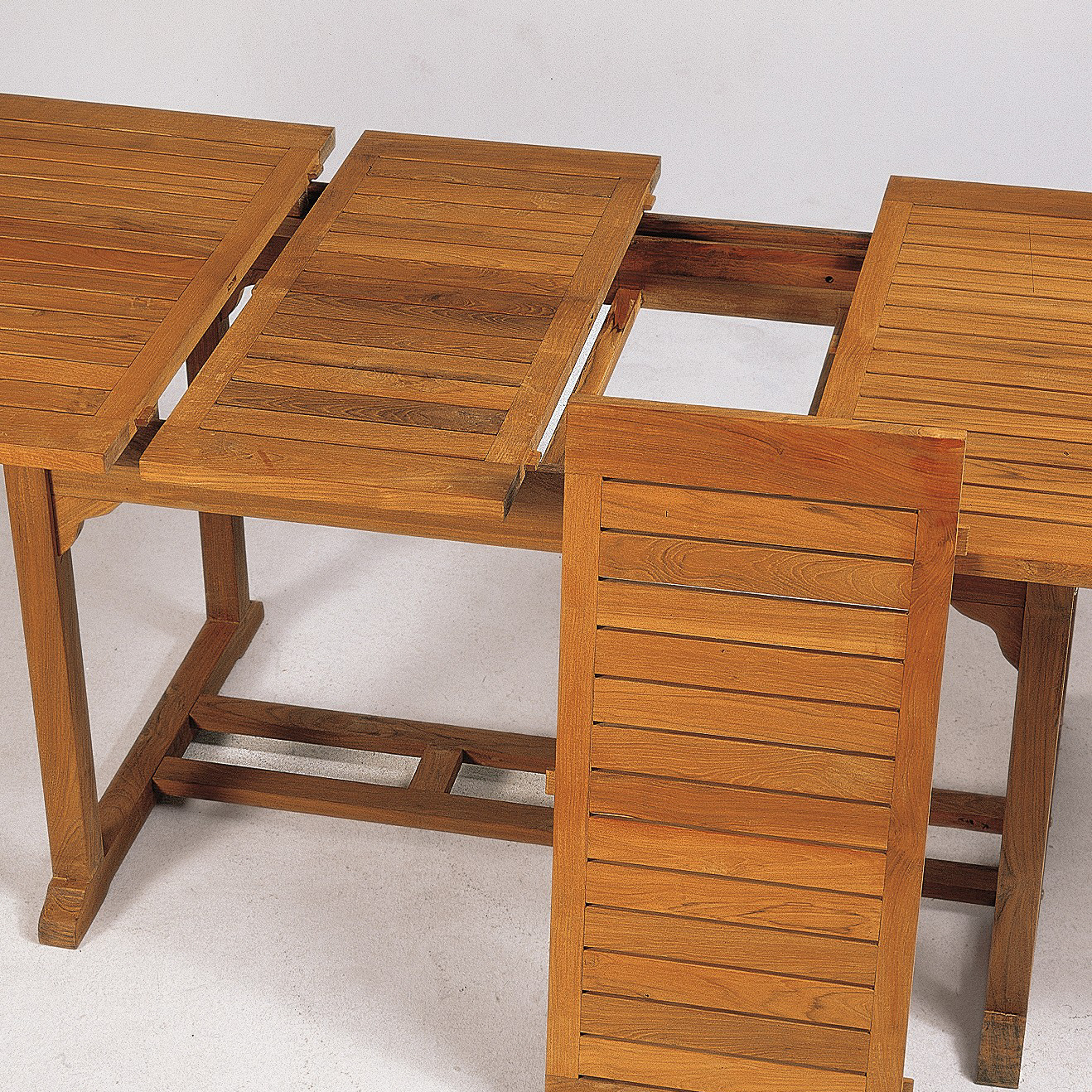 Auszieh-Gartentisch 'Trondheim' aus Teak, natur, B 176/256 cm, L 90 cm günstig bestellen