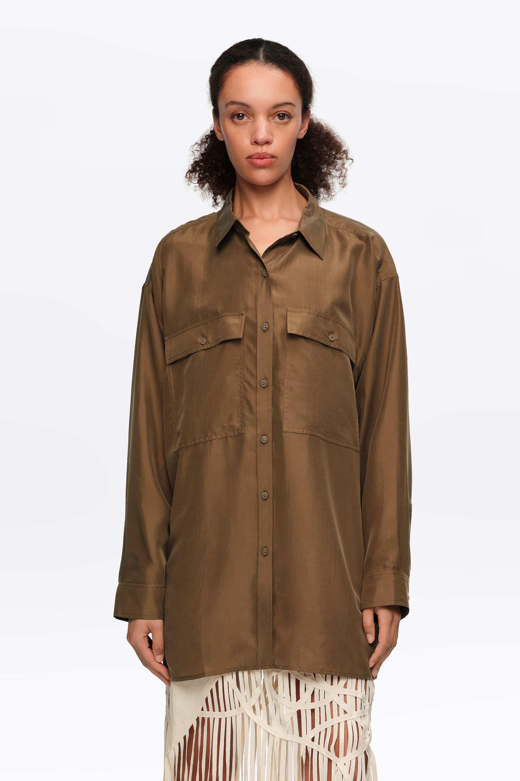 Camisa de seda oversized verde-oliva