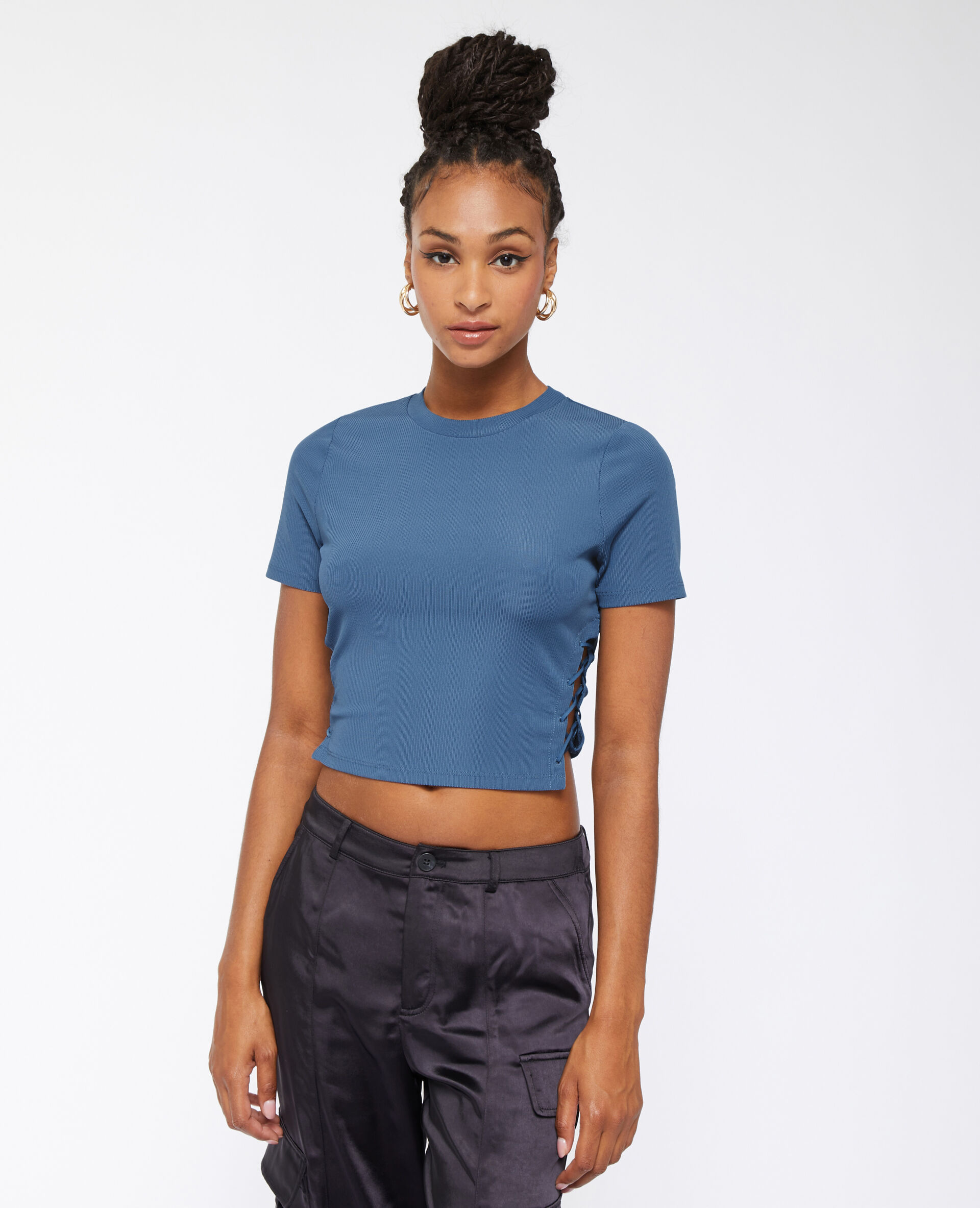 Top en maille côtelée avec découpes et lacets - Bleu