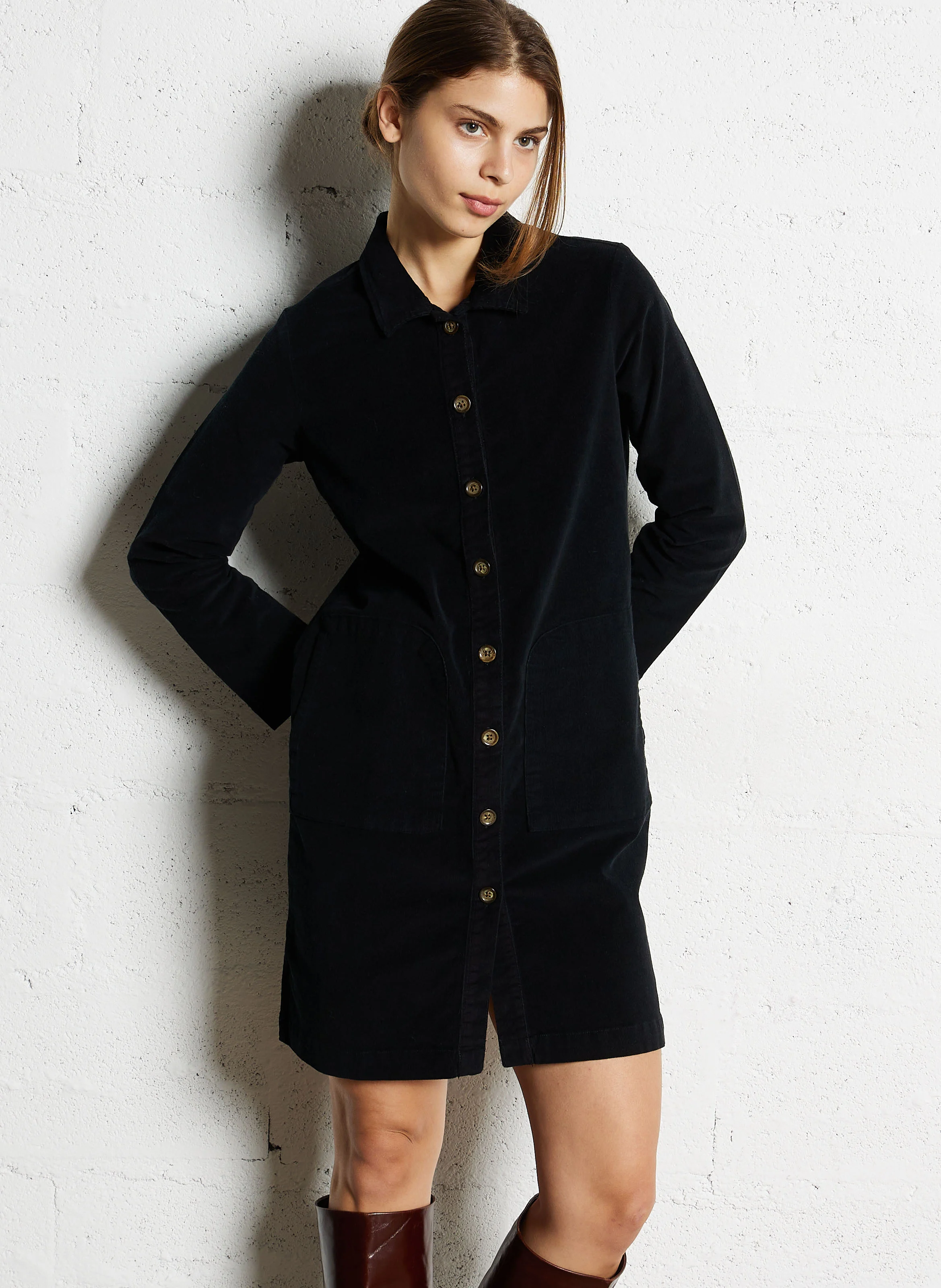 Robe chemise en coton velours | Noir