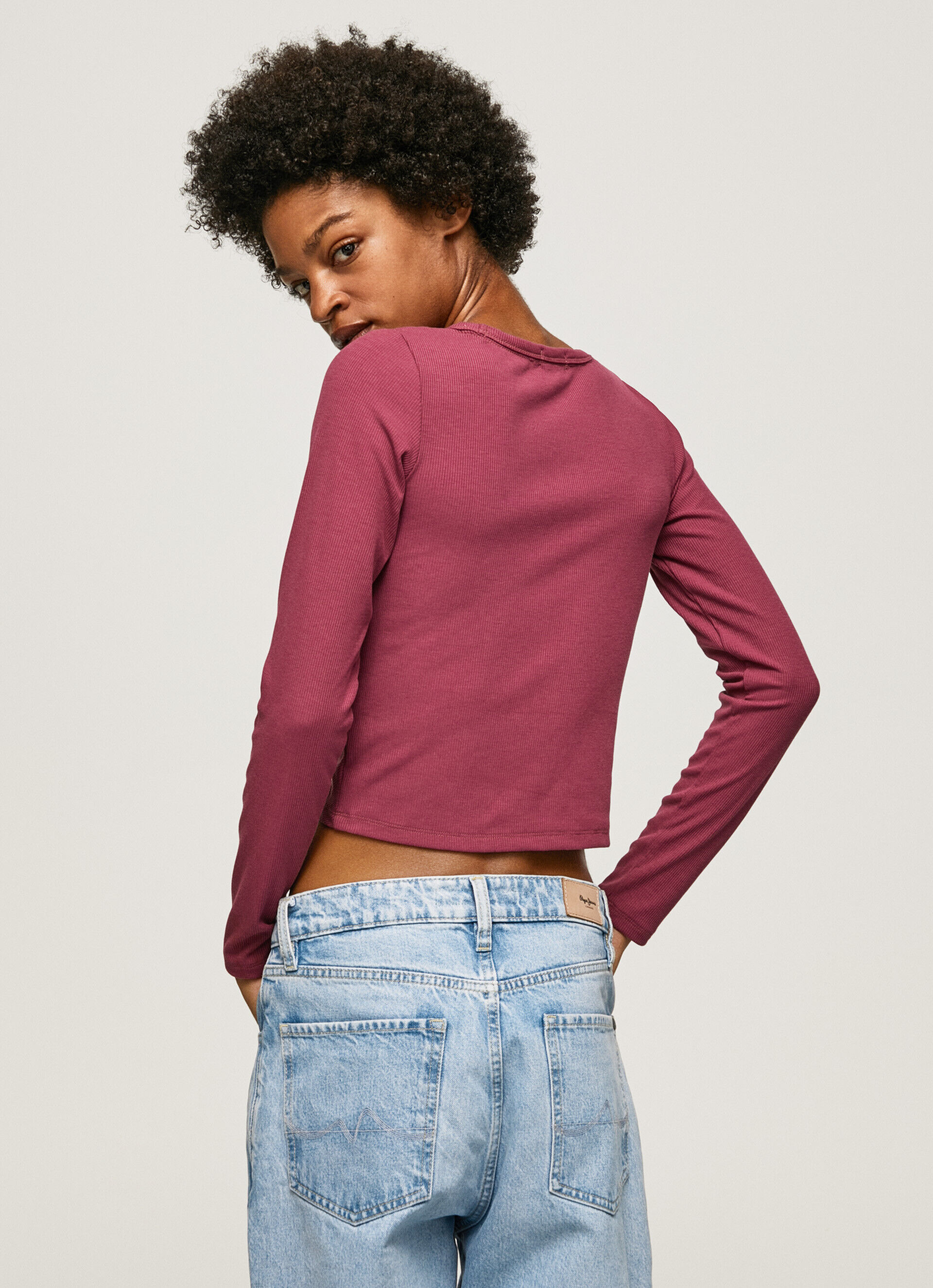 CAMISETA ASSIMÉTRICA DE MANGA LONGA - rosa blush escuro