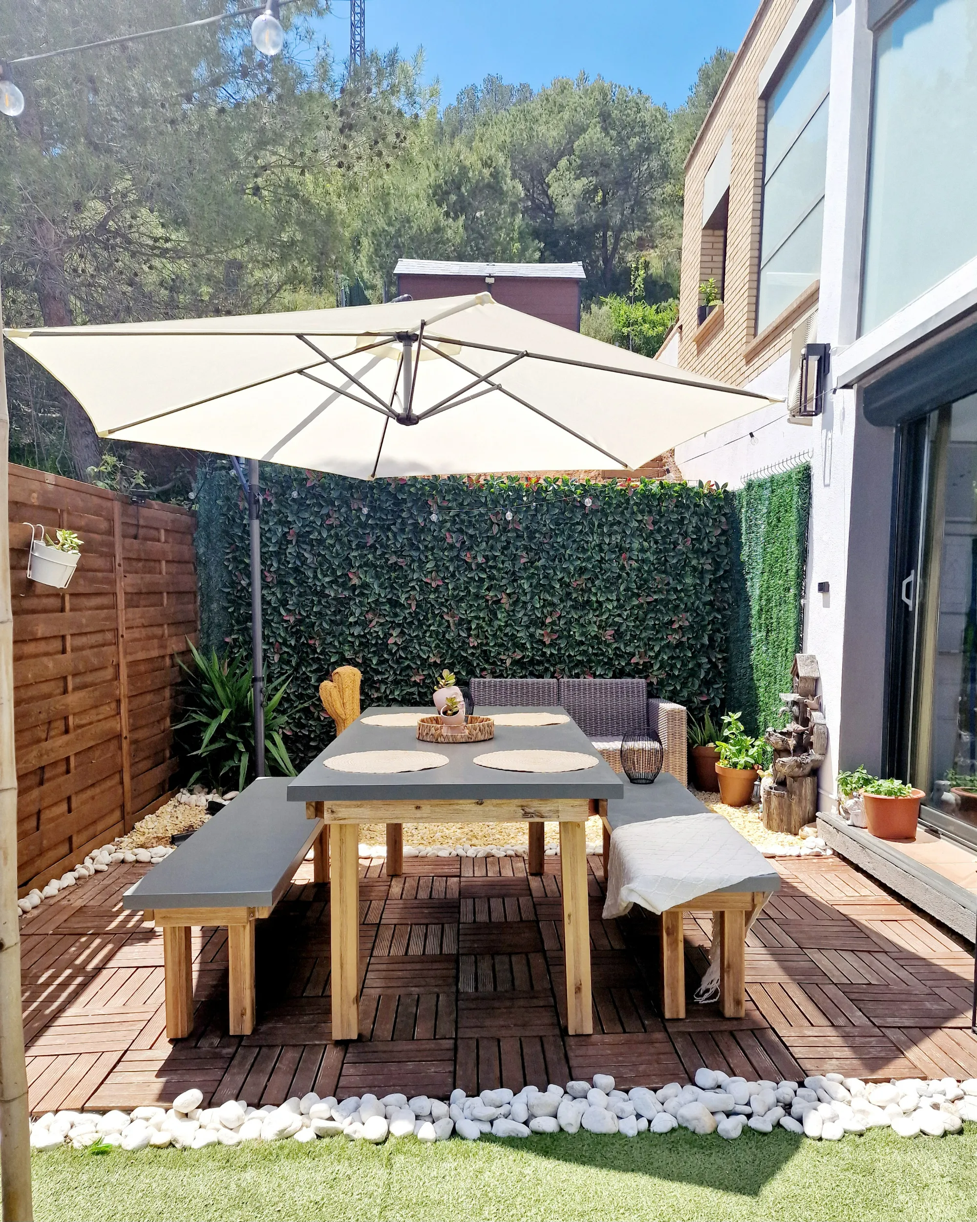 Tuinset met banken 6-zits OSTUNI Beton Grijs
