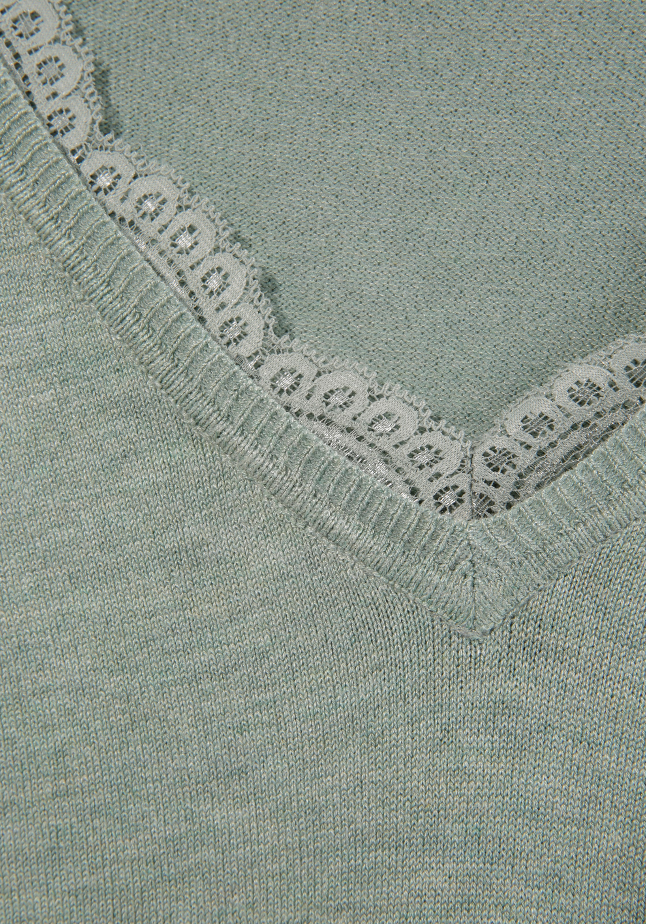 Laura Scott Strickpullover , mit spitzenbesetztem V-Ausschnitt