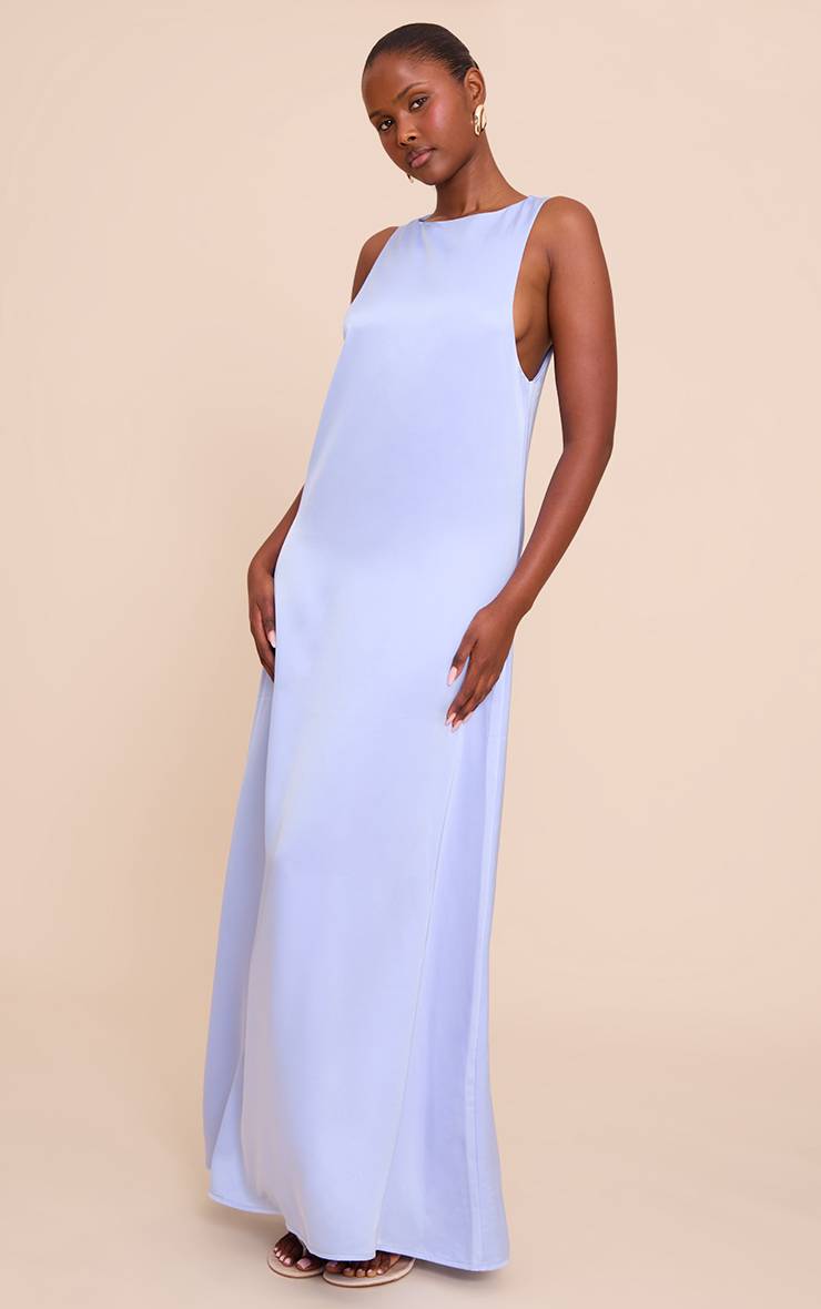 Bleu Robe Longue En Satin Sans Manches À Encolure Bateau