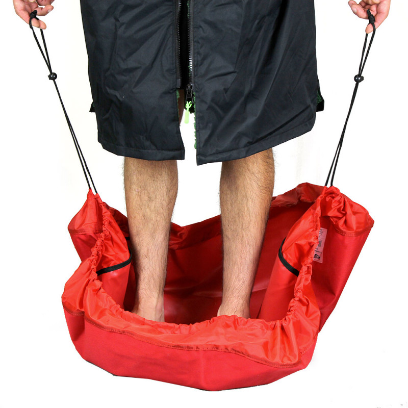 PACK PONCHO AFTER ESSENTIALS MUSIC SERIES SUICIDAL + SAC A COMBI HOWZIT