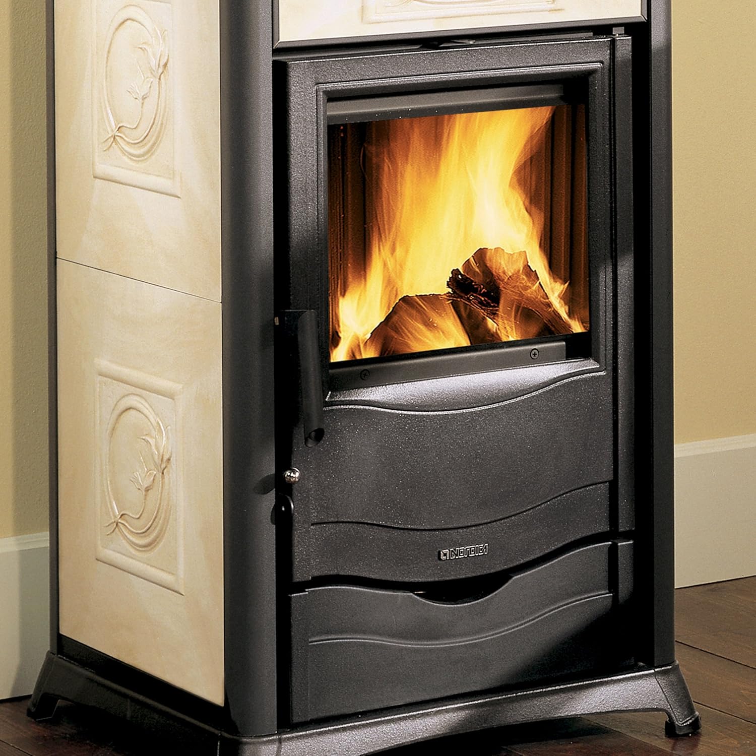 La Nordica Rossella Plus Forno Evo Kaminofen Bordeaux mit Backfach 9,1 kW 260 m³ Holz