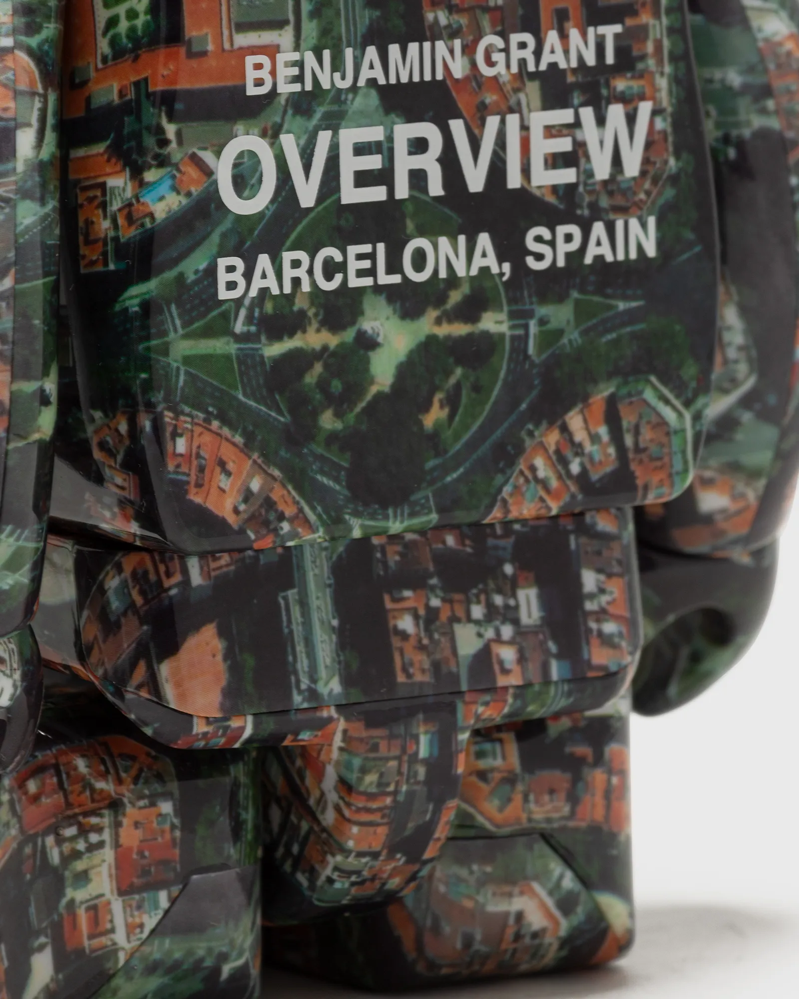 MEDICOM BEARBRICK 1000% BENJAMIN GRANT OVERVIEW BARCELONA