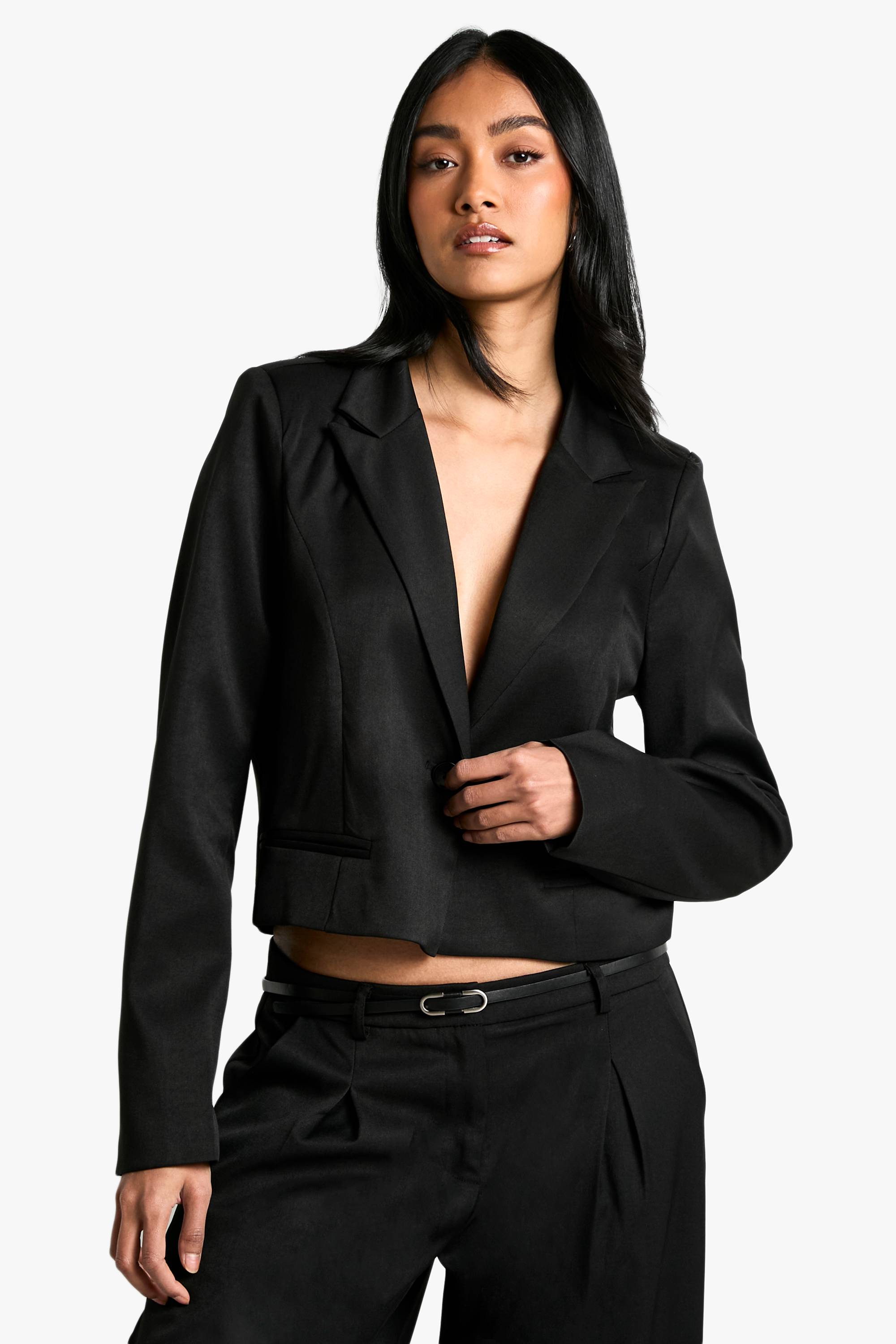 boohoo Blazer court, structuré et boxy en tissu tissé