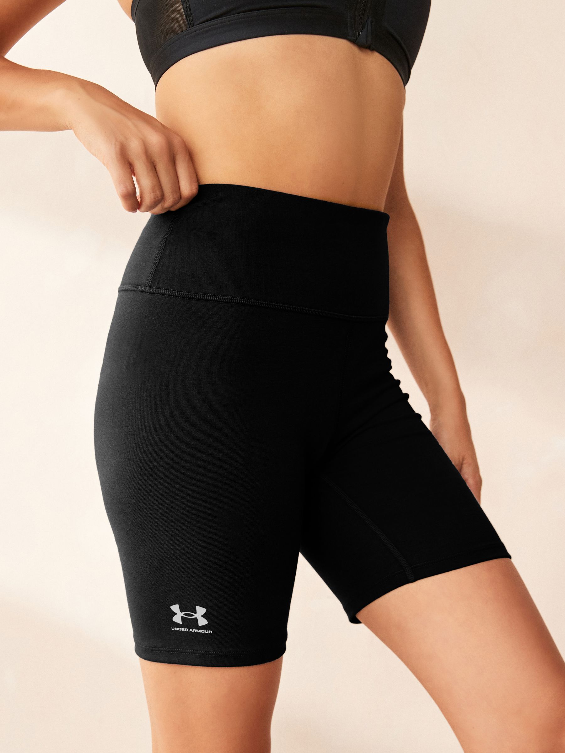 Zwart - Under Armour Campus 7 inch shorts