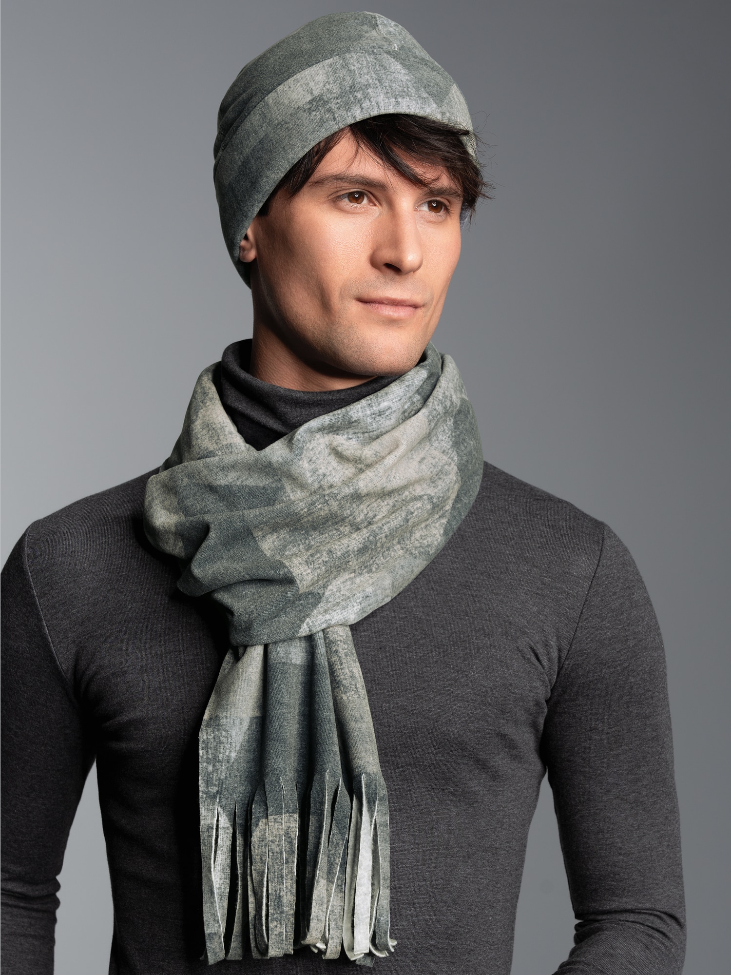 Fleece-Schal mit Allover-Print Anthrazit