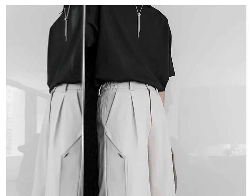CHIC ERRO - Mid-rise effen paneel wijde jurk shorts