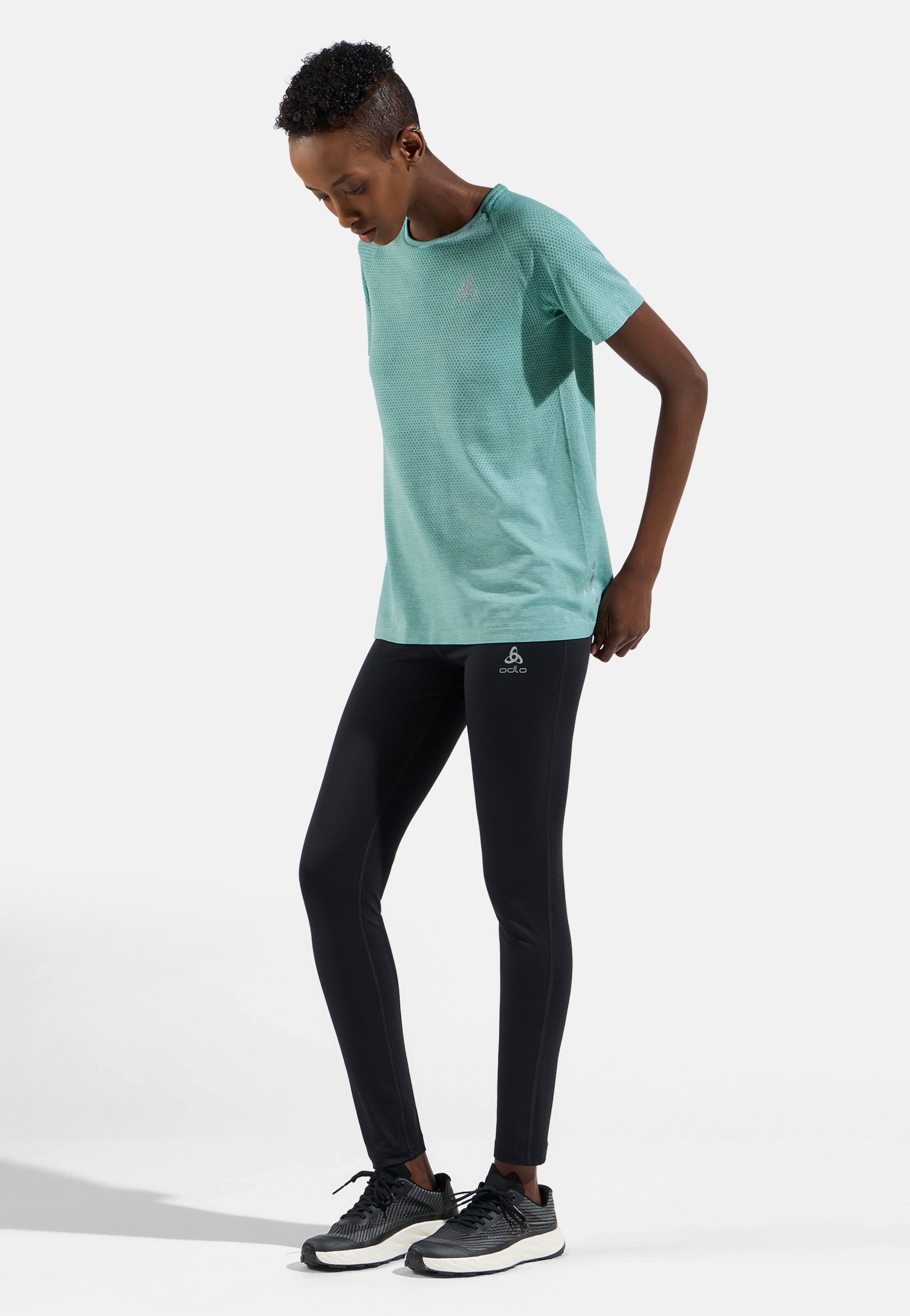 Essentials Seamless Laufshirt in Aqua Haze melange