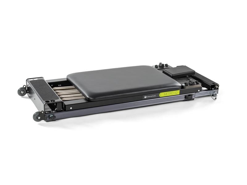 Pilates Reformer Metro IQ Wheelbarrow wheels Speziell für das Heimtraining entwickelt