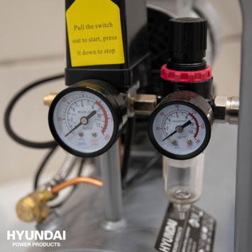 Hyundai stille compressor 30L 8 bar
