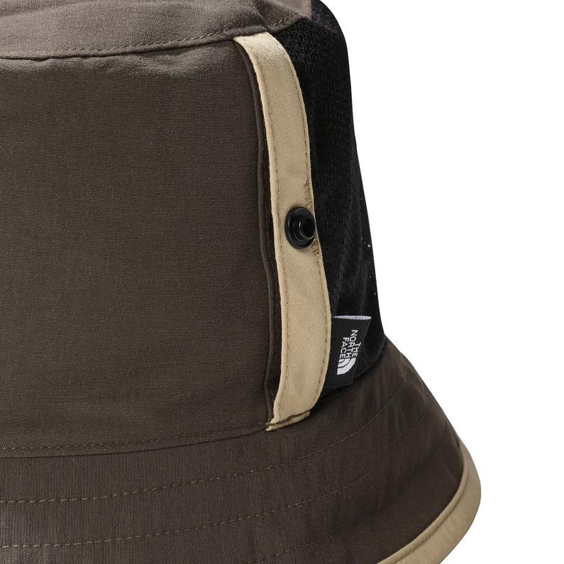 The North Face Class V Reversible Bucket Hut