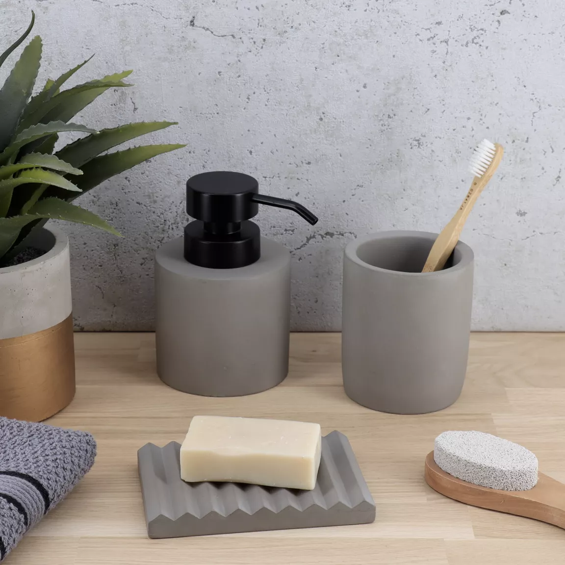 Set d'accessoires salle de bain ciment Faro Gris
