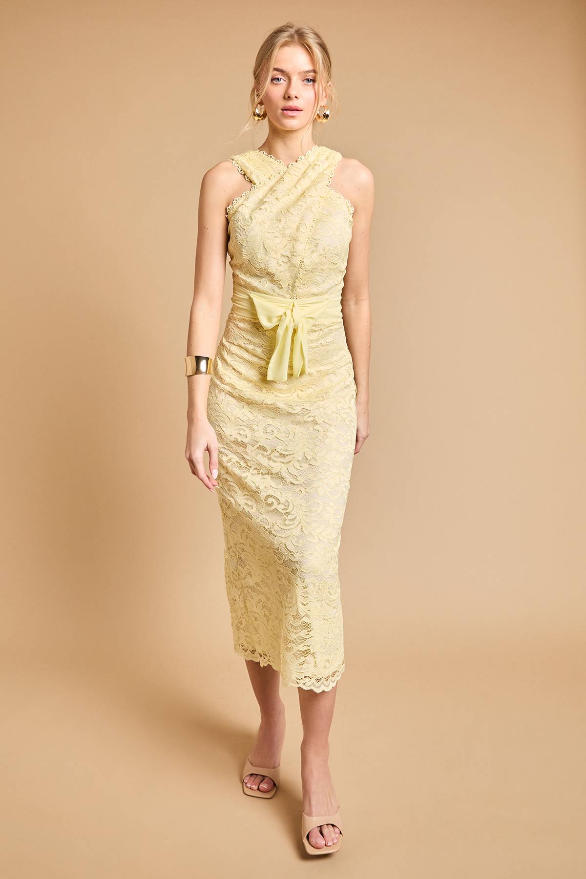 Oasis Robe Midi En Dentelle Brodée Avec Encolure Américaine