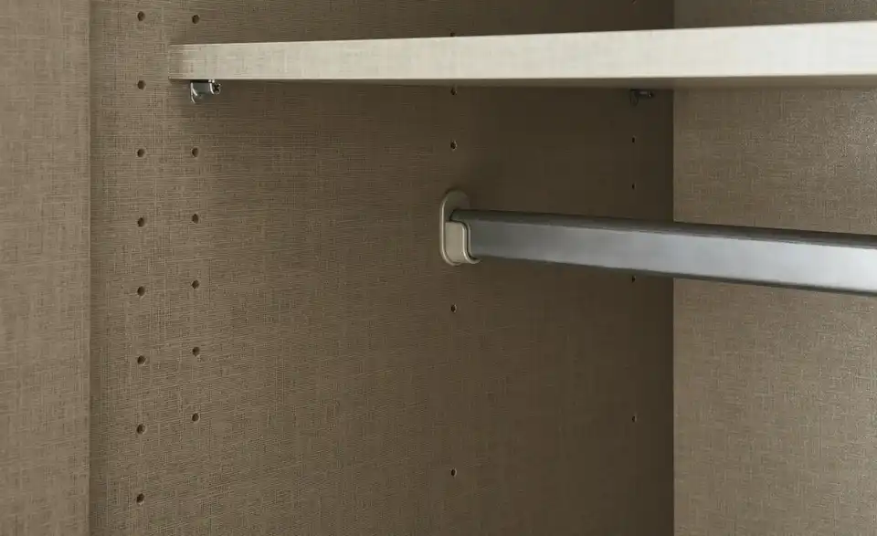 Kleiderschrank Case