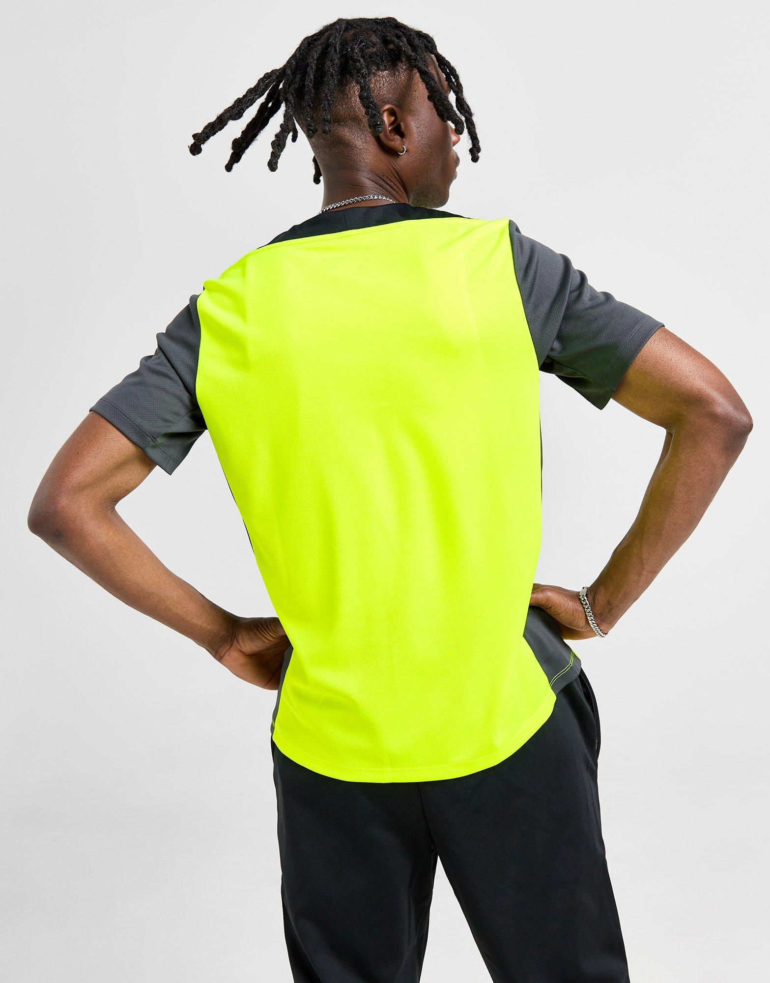 Nike Strike T-Shirt