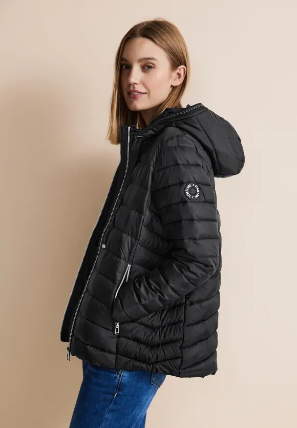 Kurze Steppjacke - Black