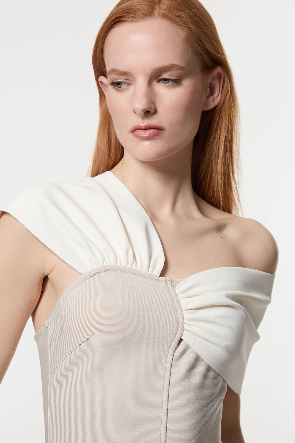 KarenMillen Petite Figure Form Bandage Robe Midi à Bretelles Asymétriques