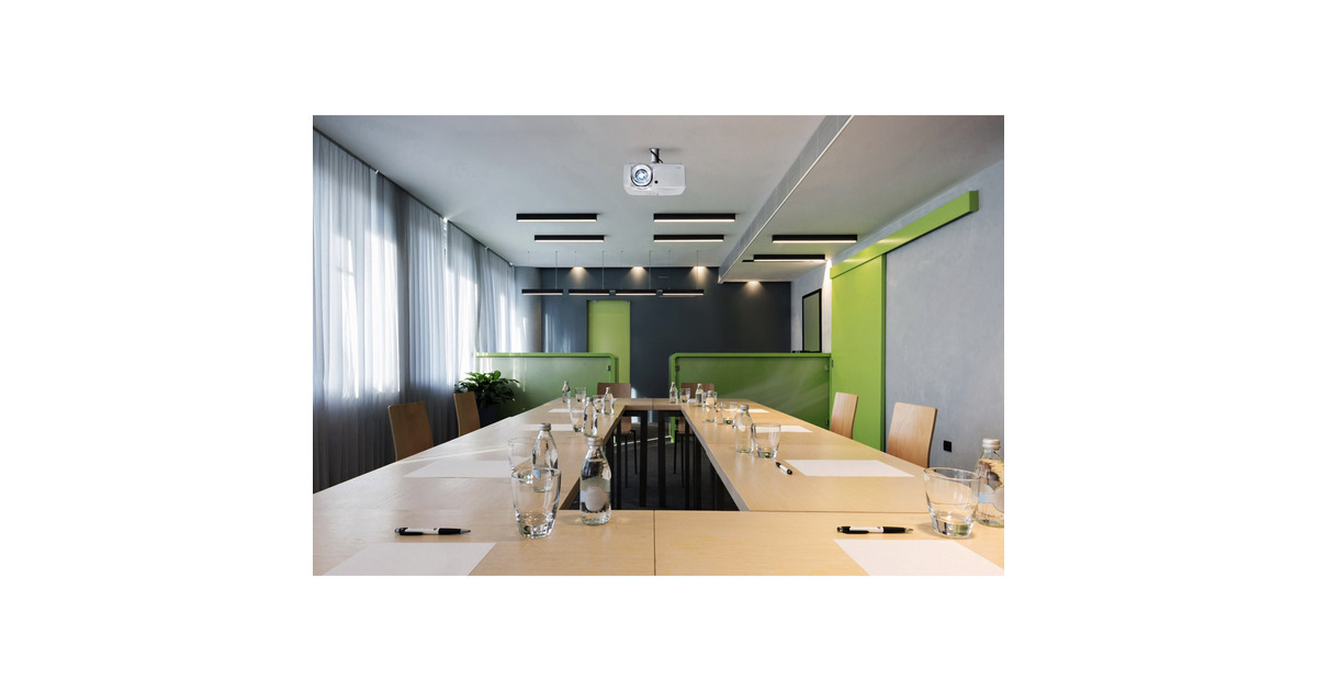 OptomaZK450 Compacte 4K UHD DLP-projector  (Wit, 4200 ANSI lumen)