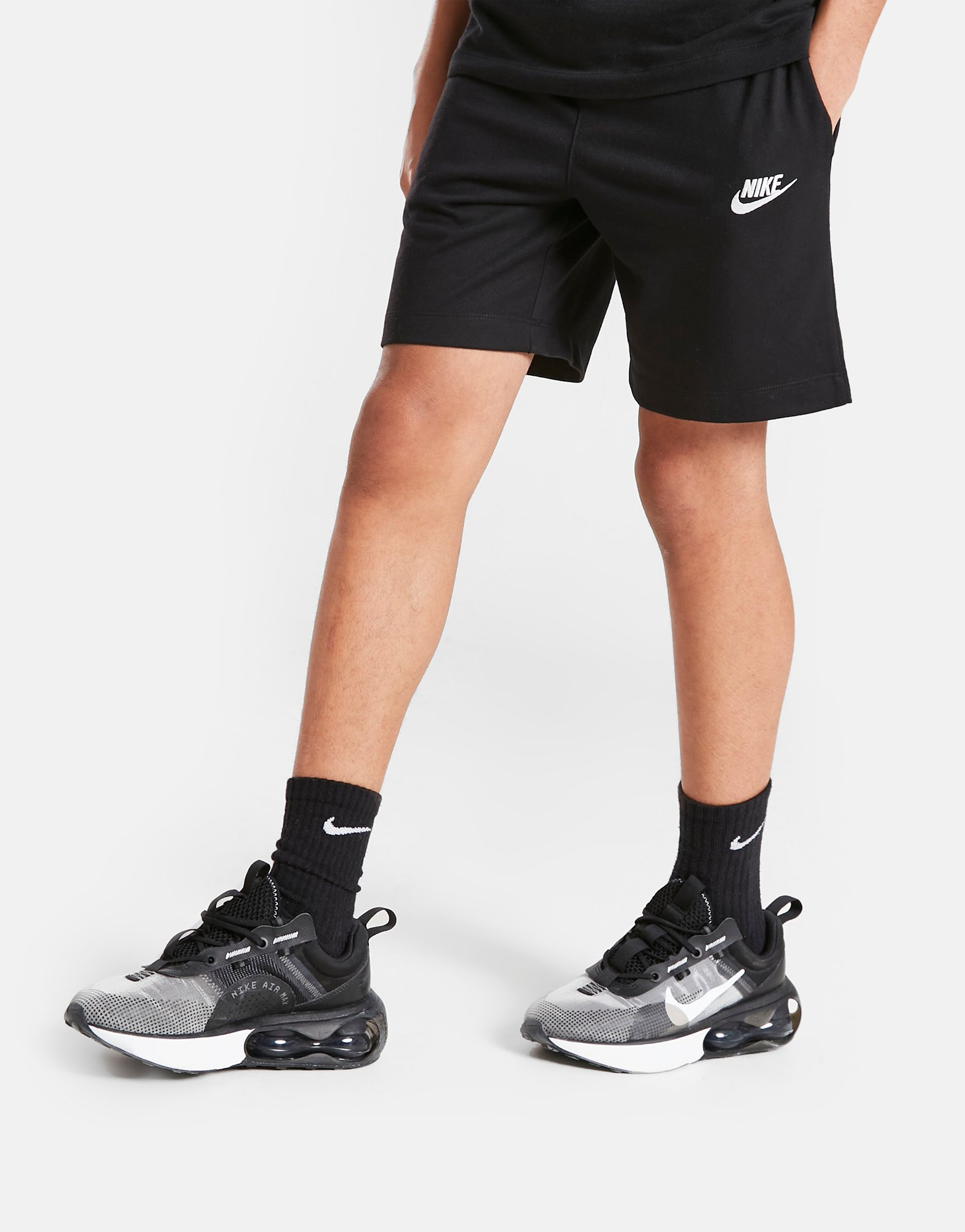 Nike Short en jersey Nike Sportswear pour Garçon plus âgé