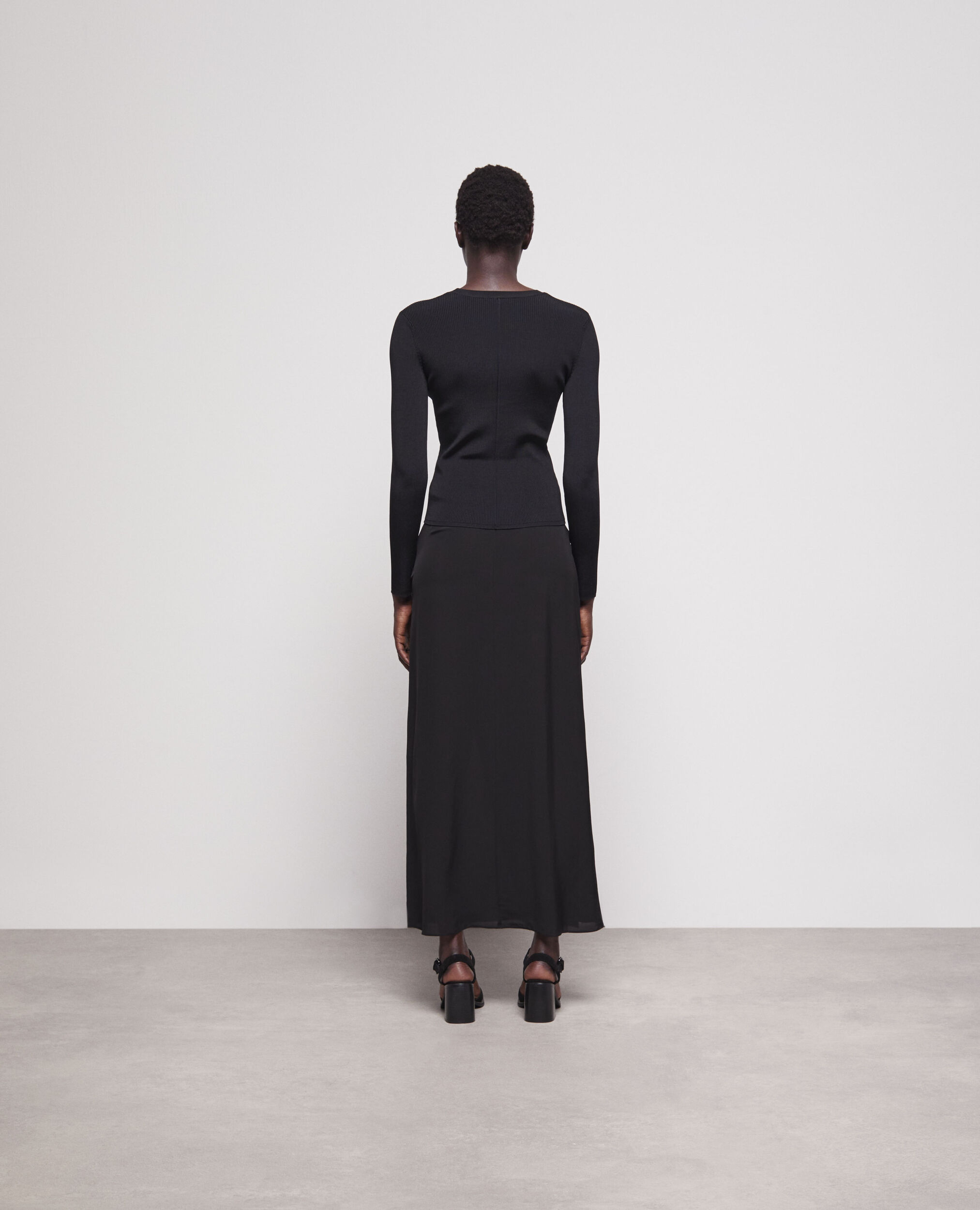 Pull moulant noir