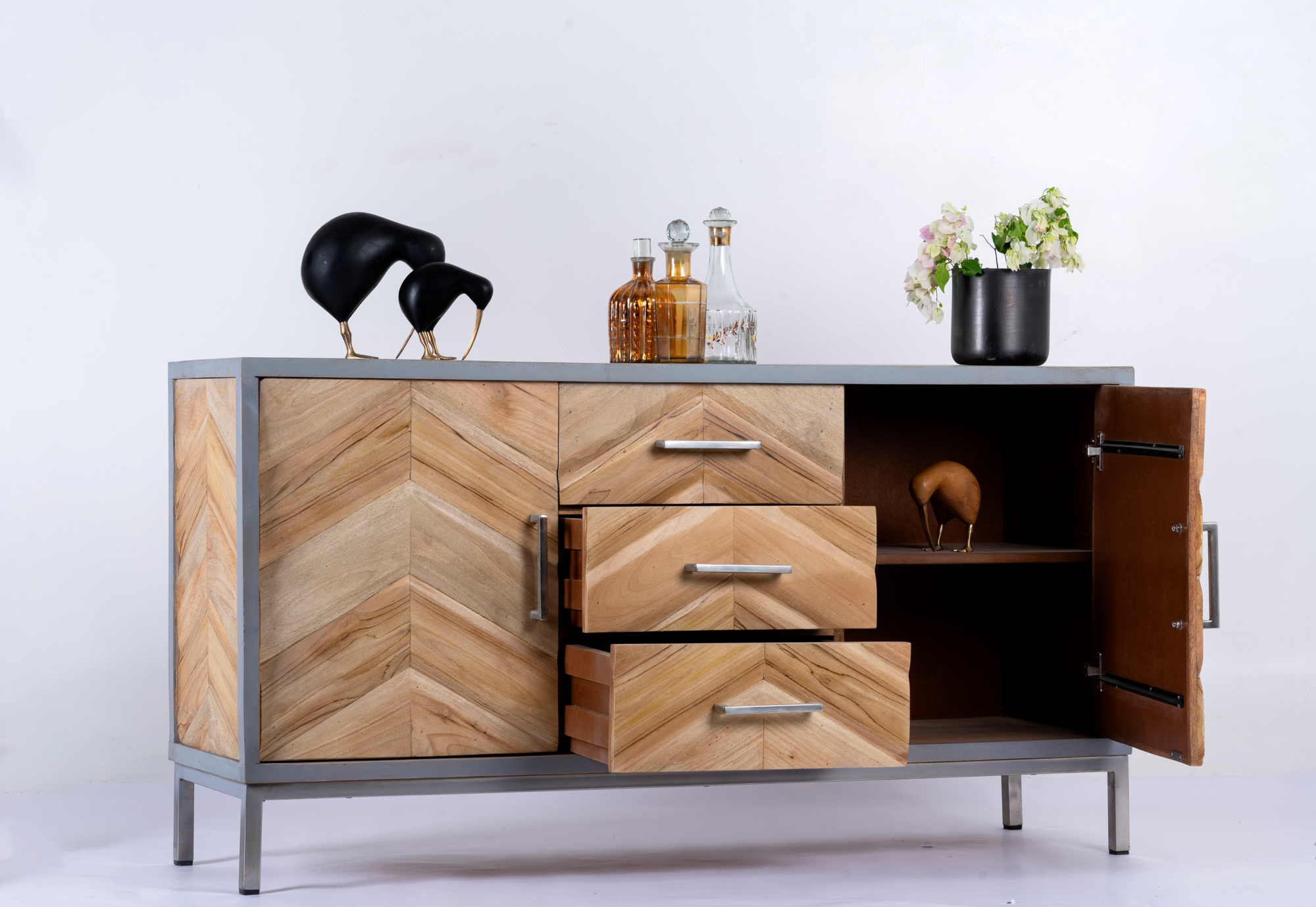 Dressoir Kamakshi #1