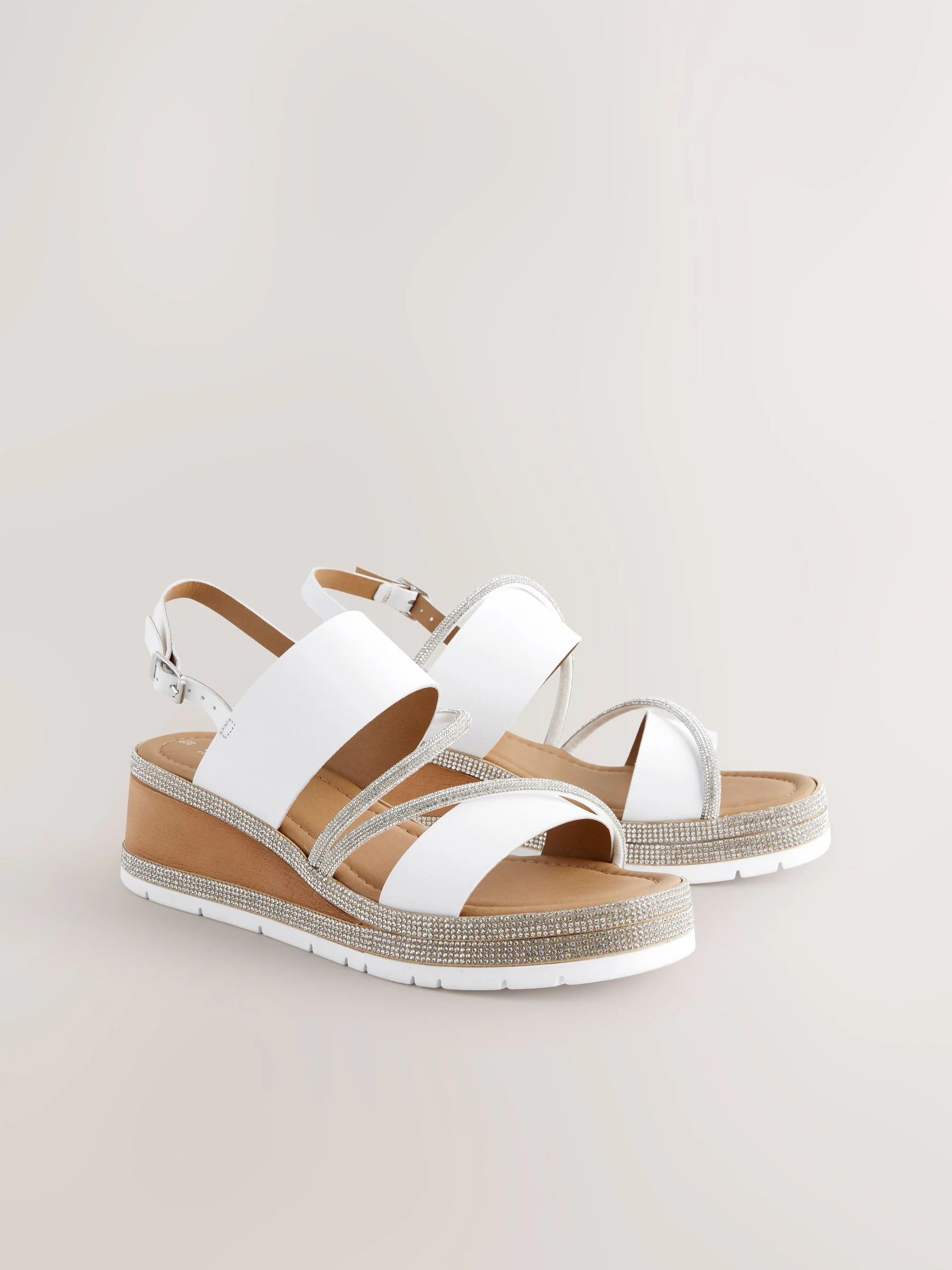 Wit - Leren sportsandalen met bling detail en slingback sleehakken