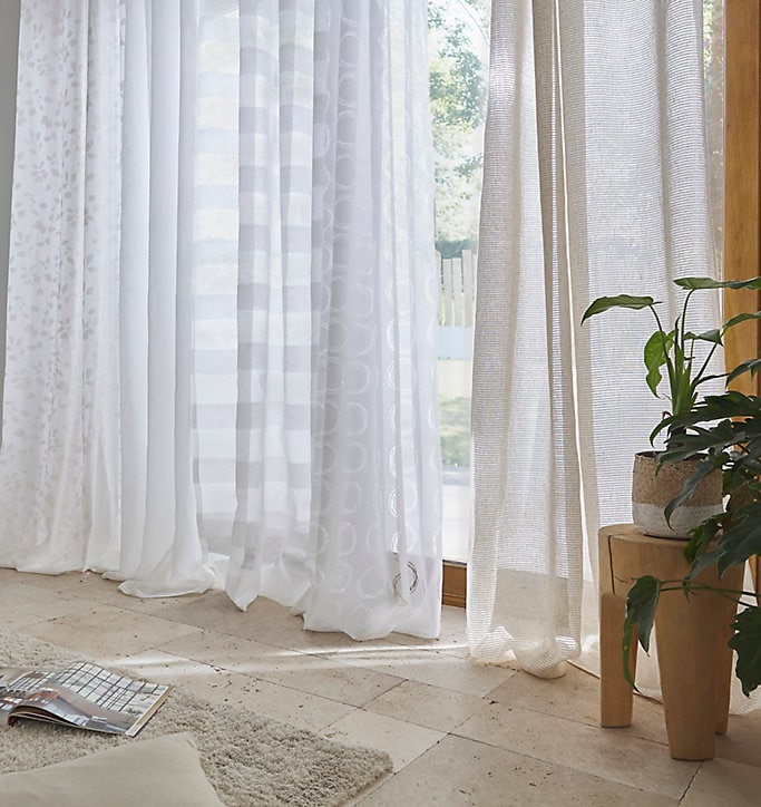 Voilage GoodHome Yena blanc cassé l.140 x H.260 cm