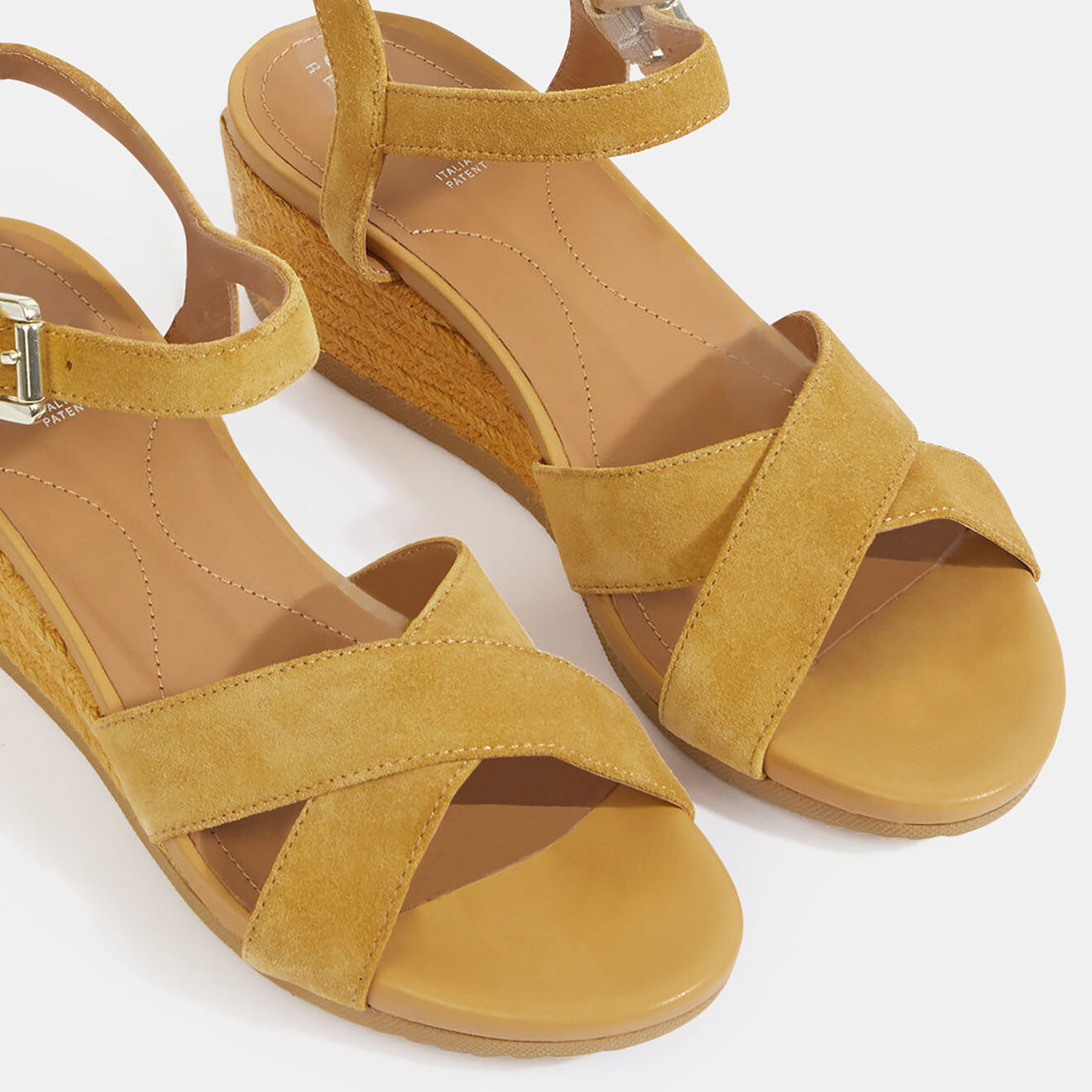 Geox Sandales en Velours de Cuir compensées Ischia jaune foncé - Talon 6.5 cm