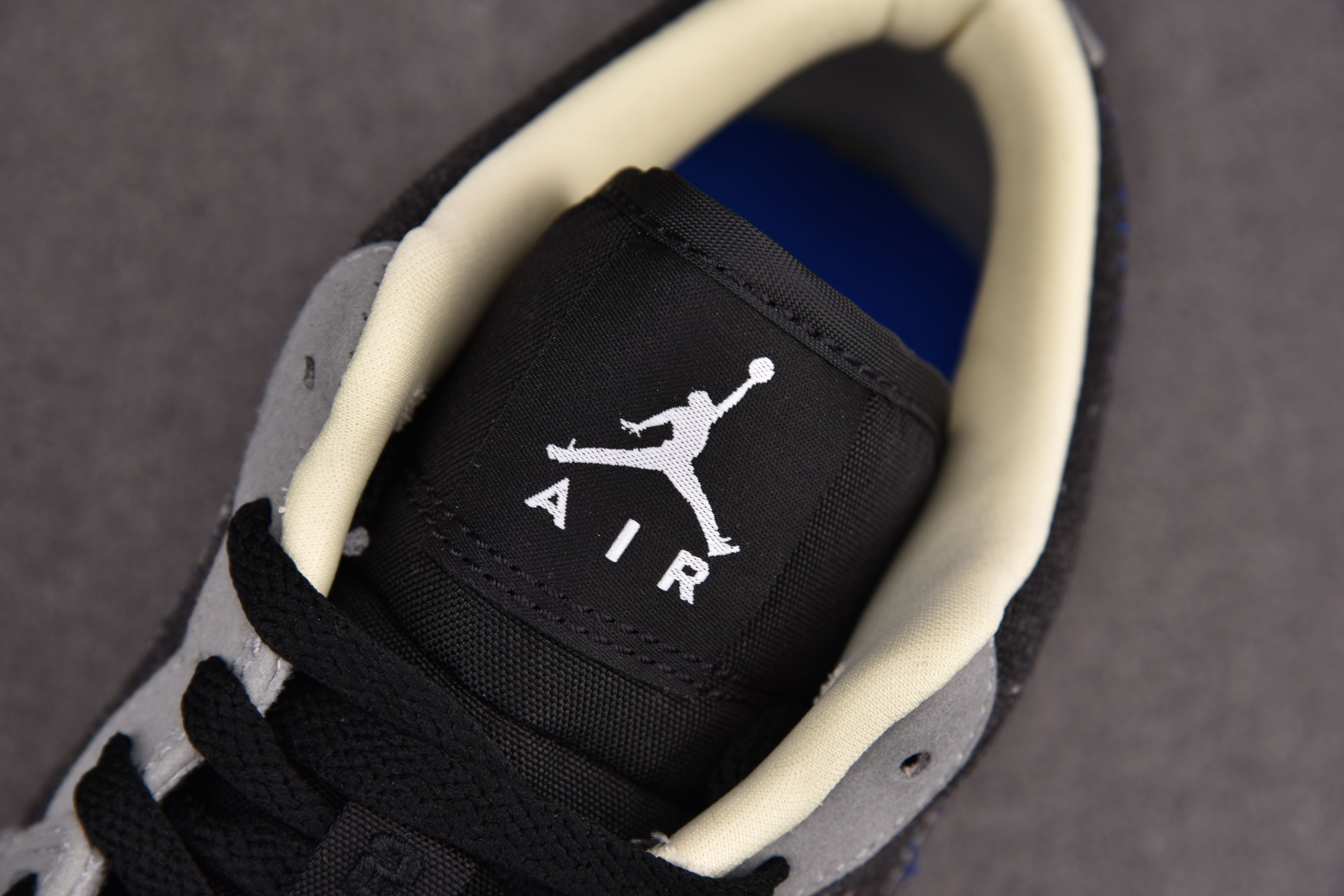 Jordan 1 Low SE Crater Black Grey