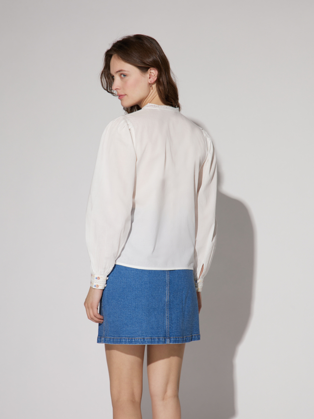 Blouse brodée 100% coton