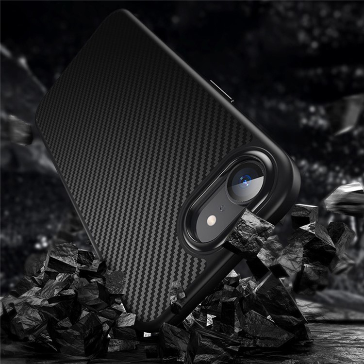 iPhone 16e Hardcase Hülle im Carbon Look - Schwarz