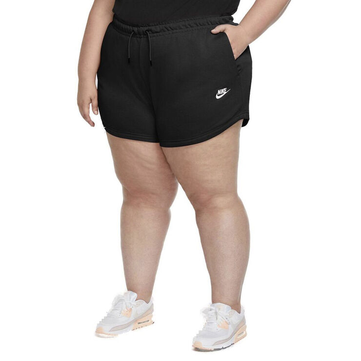 Nike Sportswear Essential shorts (Plus Size) Sort