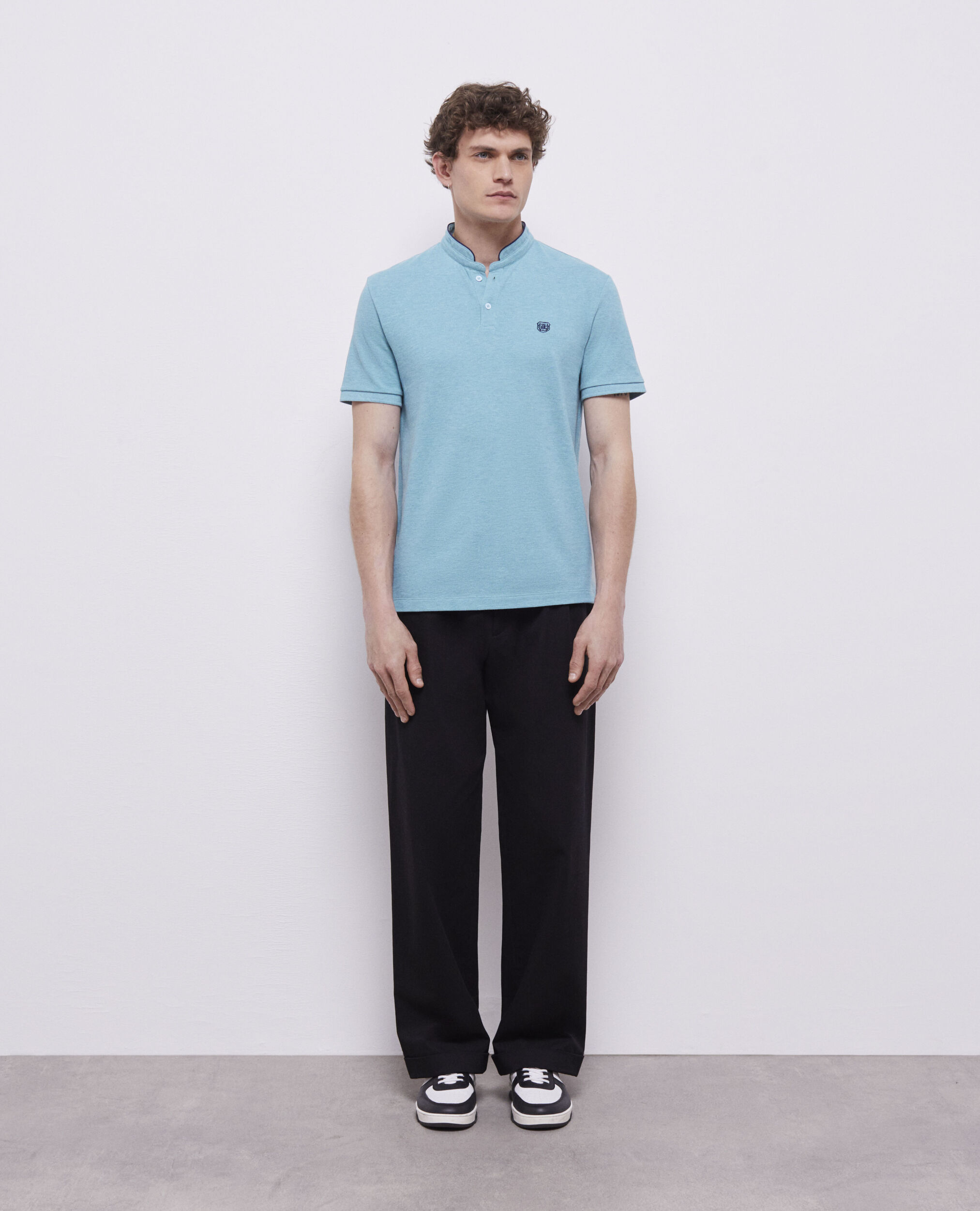 Polo col officier bleu