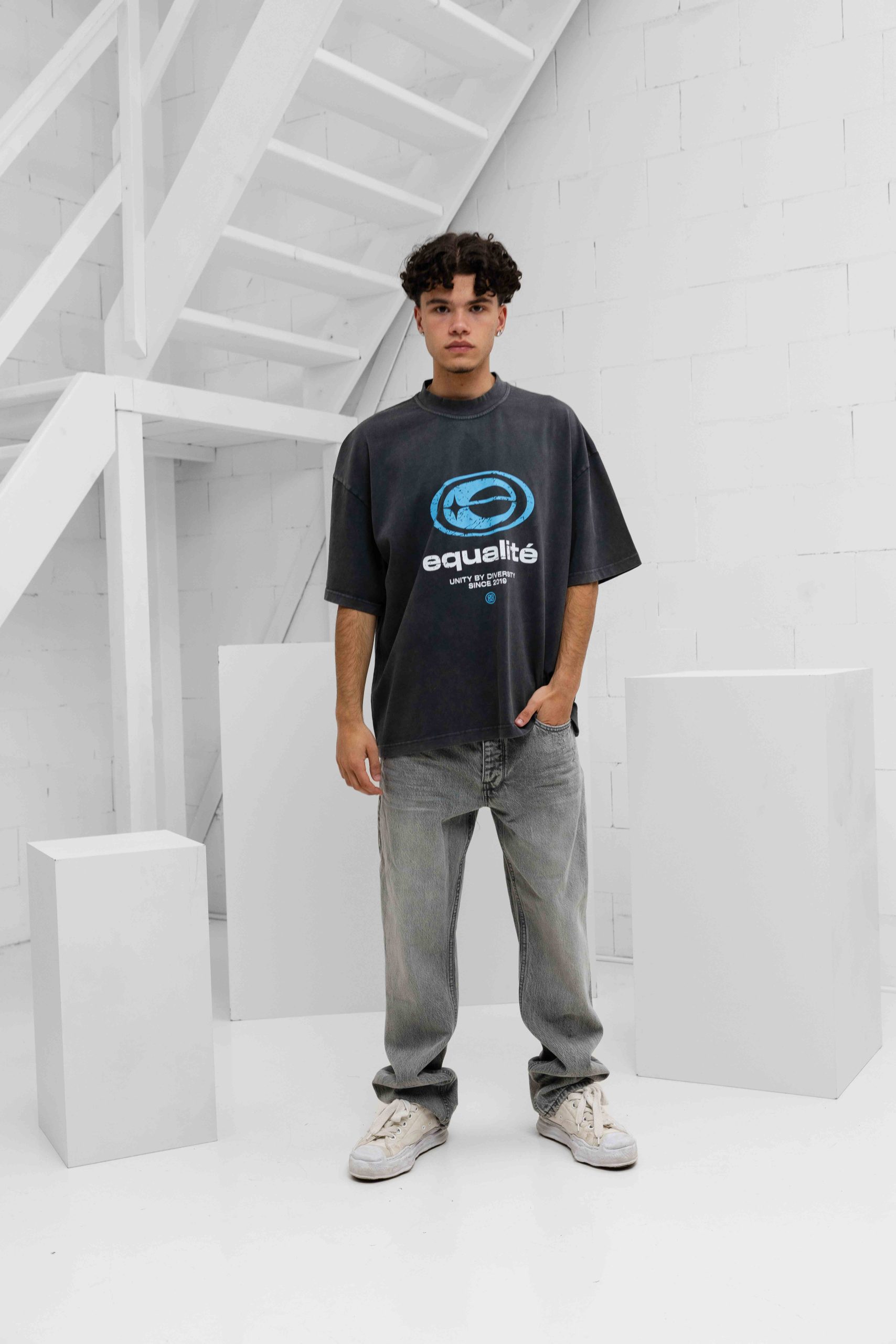 Equalité Elan Boxy T-Shirt Heren Donkergrijs