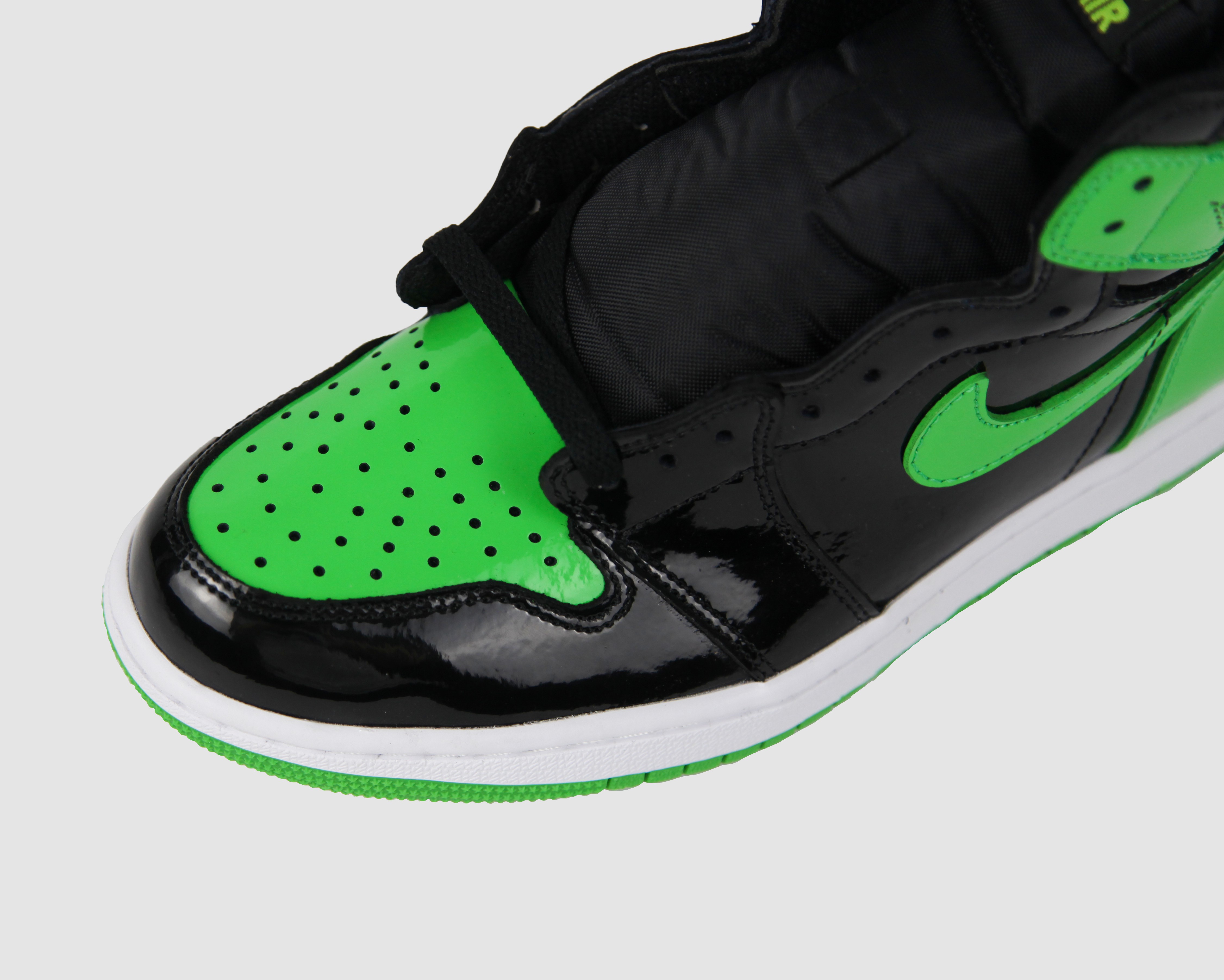 Jordan 1 Retro High OG Patent Green